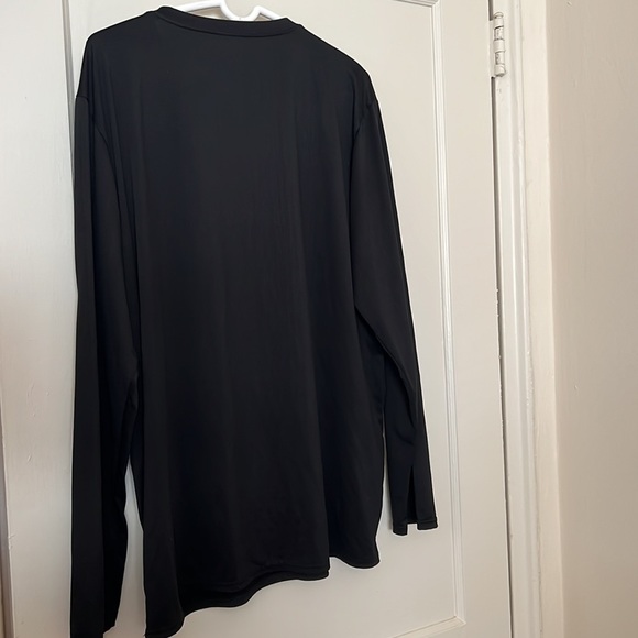 Real essentials black top size: XXL - Picture 5 of 7
